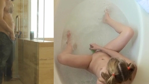 Spy Fam - Step sis Hannah Hays masturbation