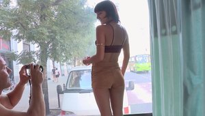 Box Truck Sex: Suzy Rainbow mát-xa khiêu dâm