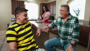 Brazzers: Athletic Stepmom in Action