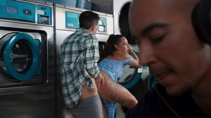 Brazzers: Kinky Encounter at the Local Cafe-Laundromat