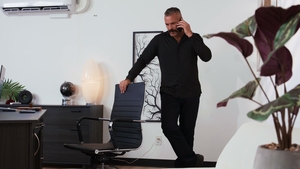 Brazzers: Bouncing Secretary to the Rescue