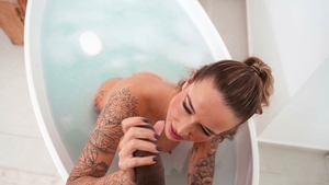 Brazzers: Caught: Stay-at-Home Wife's Suds
